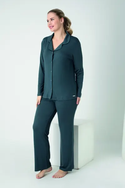 Kadın Viskon Önü Düğmeli Uzunkol Pijama Takım C840-908