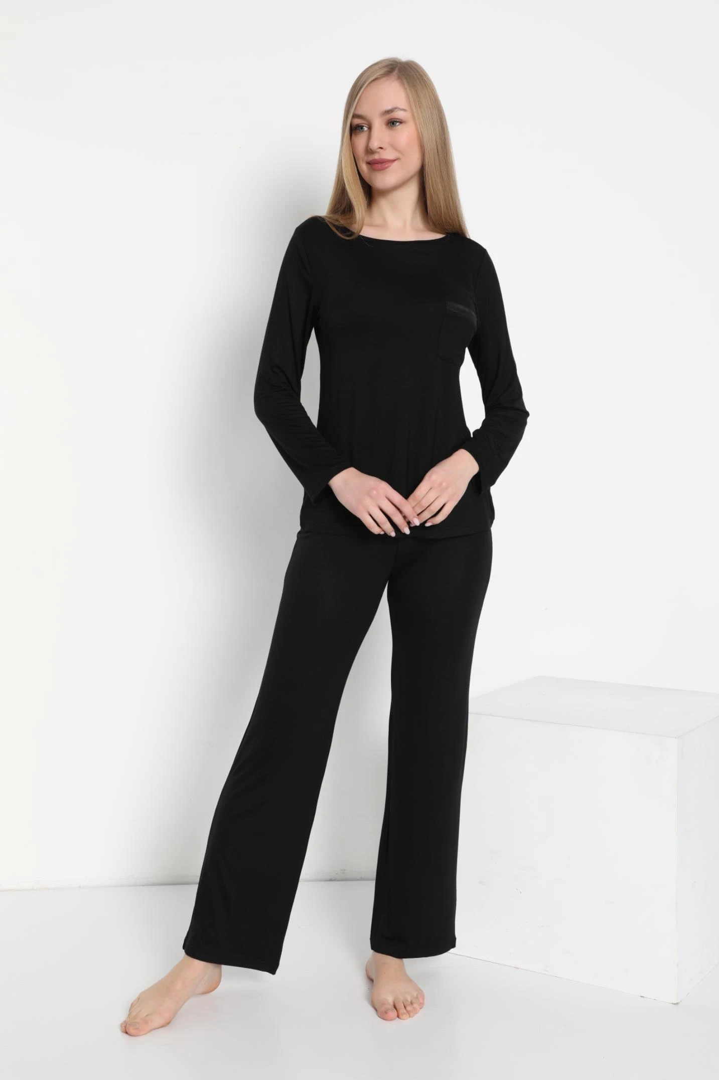 KADIN VİSKON SATEN BİYELİ BİSİKLET YAKA UZUNKOL PİJAMA C840-539