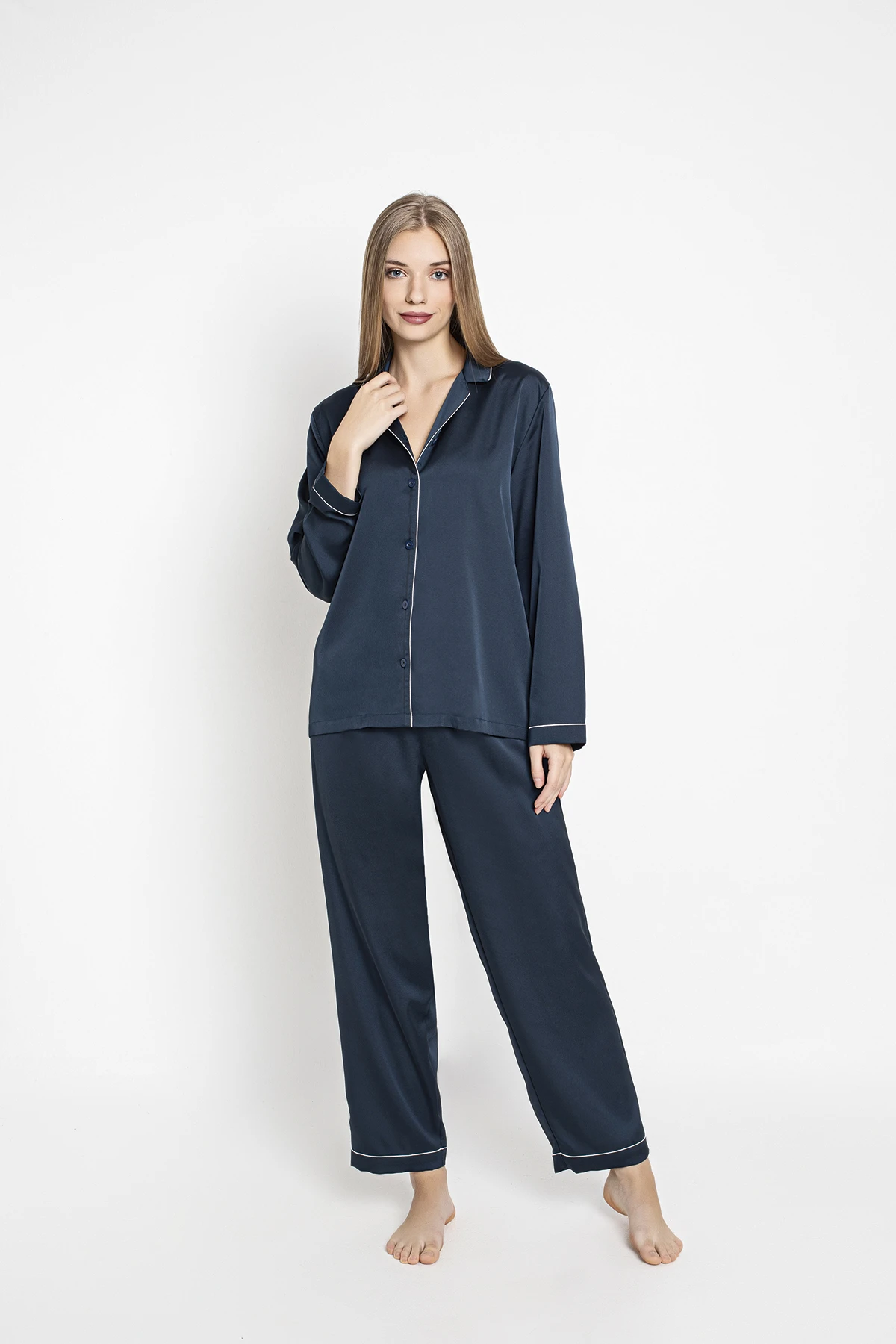 Kadın Saten Önü Düğmeli Uzunkol Pijama Takım C840-603