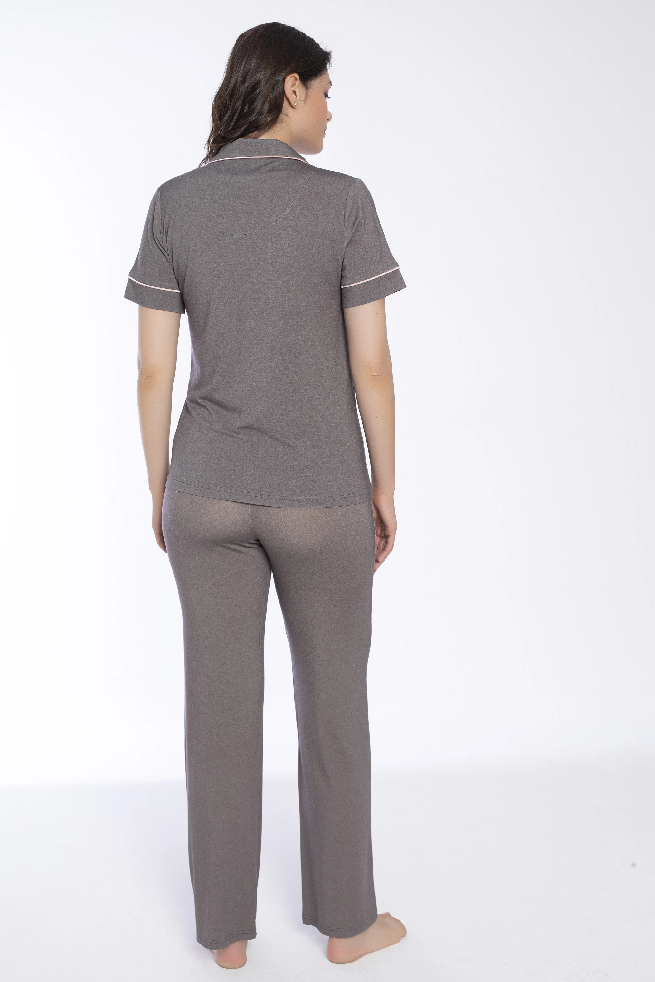 Kadın Viscon Kısakol Önü Düğmeli Füme Pijama Takımı C840-732