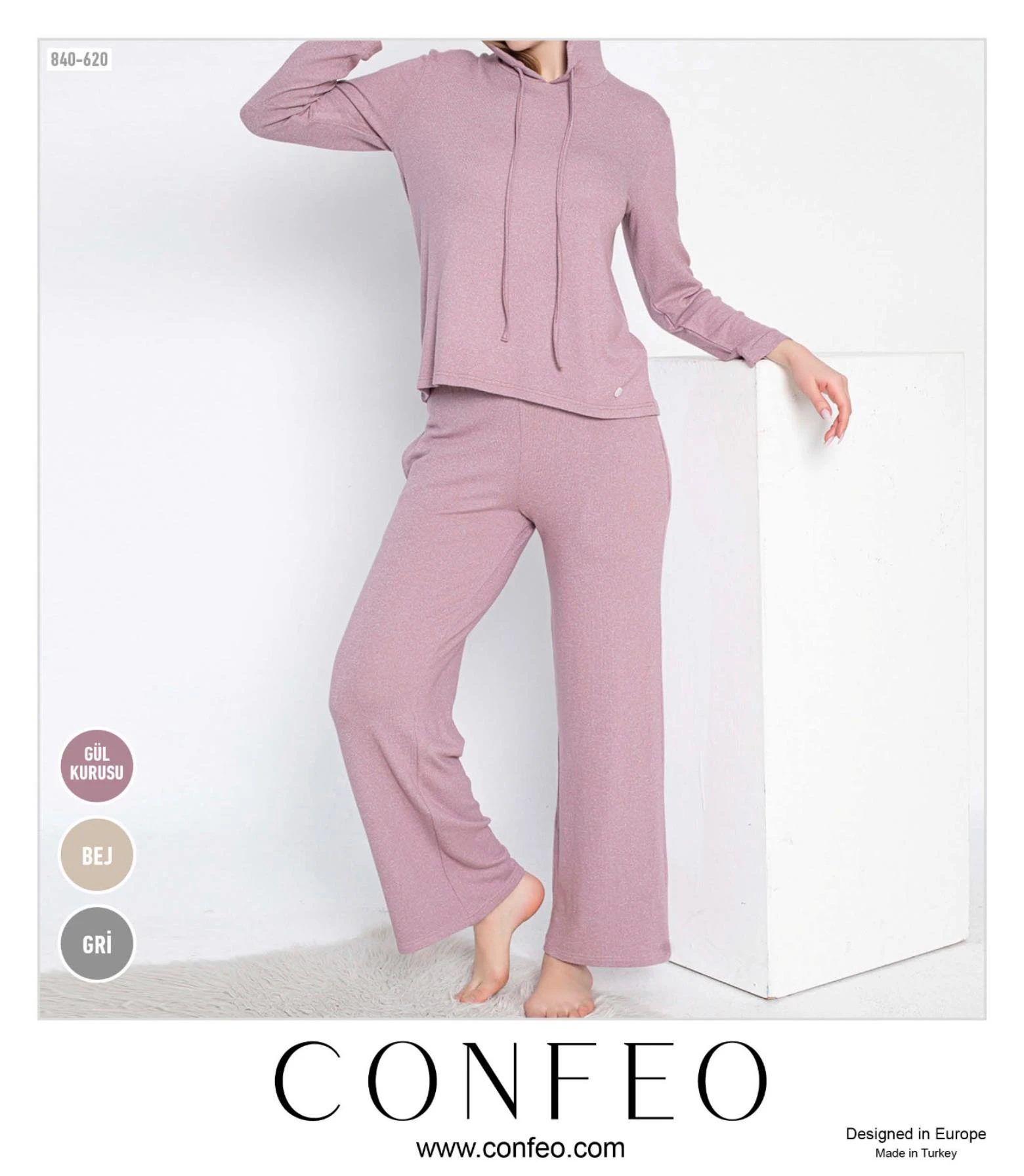 Kadın Puntalı Kapşonlu Uzunkol Pijama C840-620
