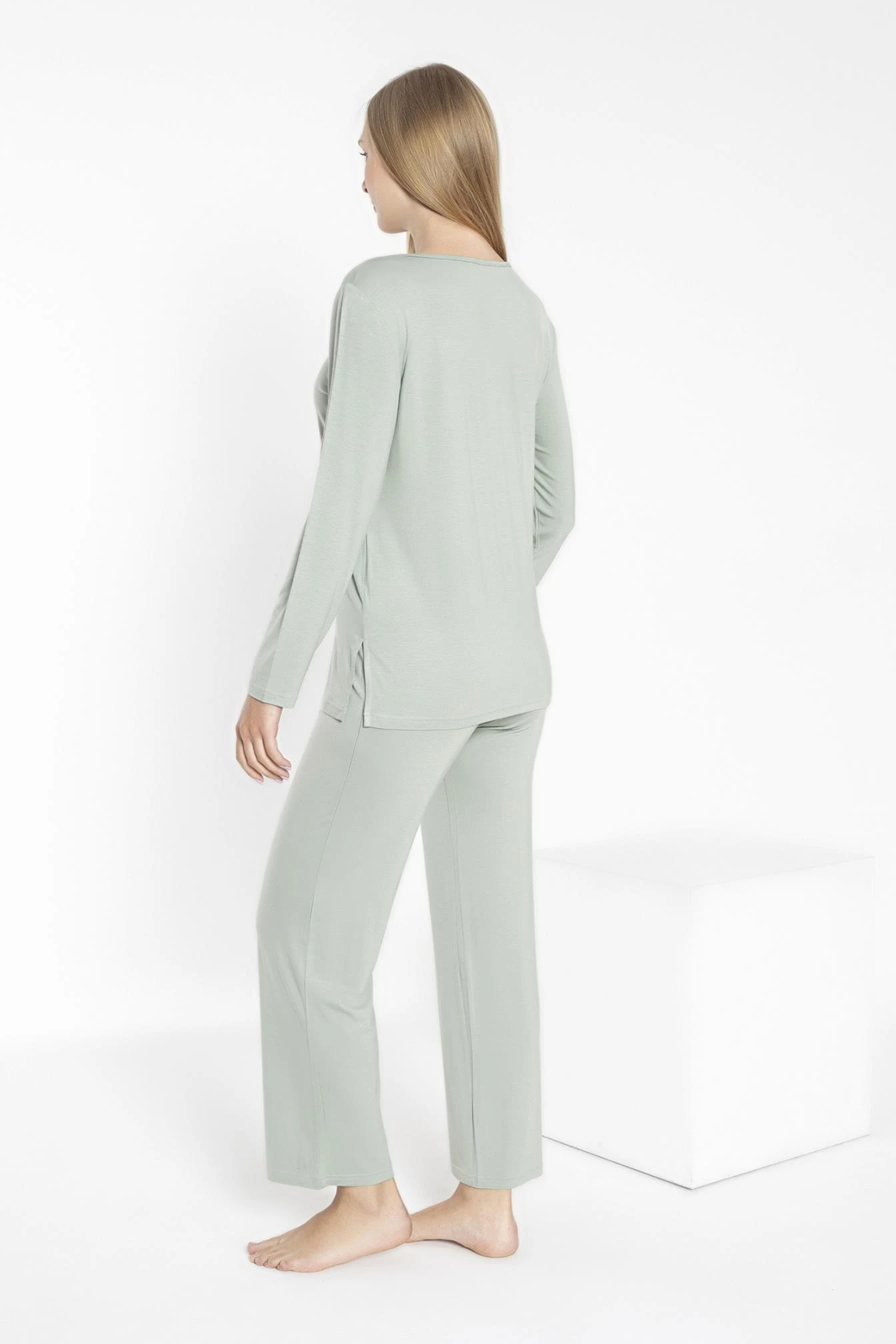 KADIN VİSKON UZUNKOL PİJAMA TAKIM C840-806