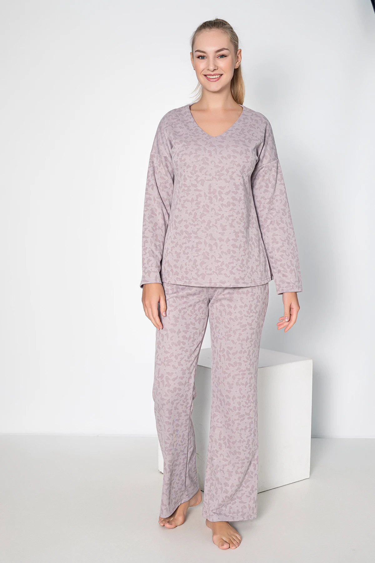 KADIN V YAKA UZUNKOLLU PİJAMA TAKIM C840-844