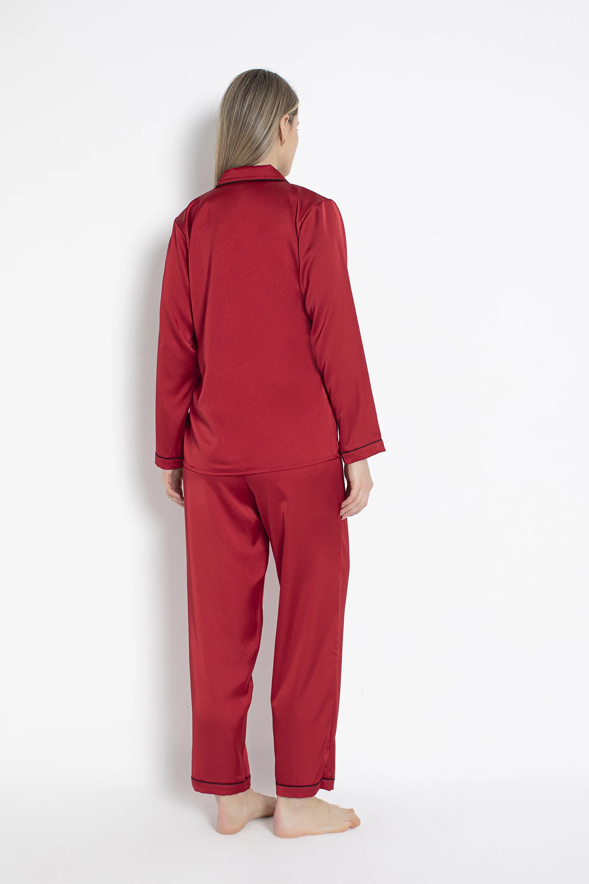 Sevgililer Gününe Özel Saten Pijama Takımı Çamaşır Kutusu