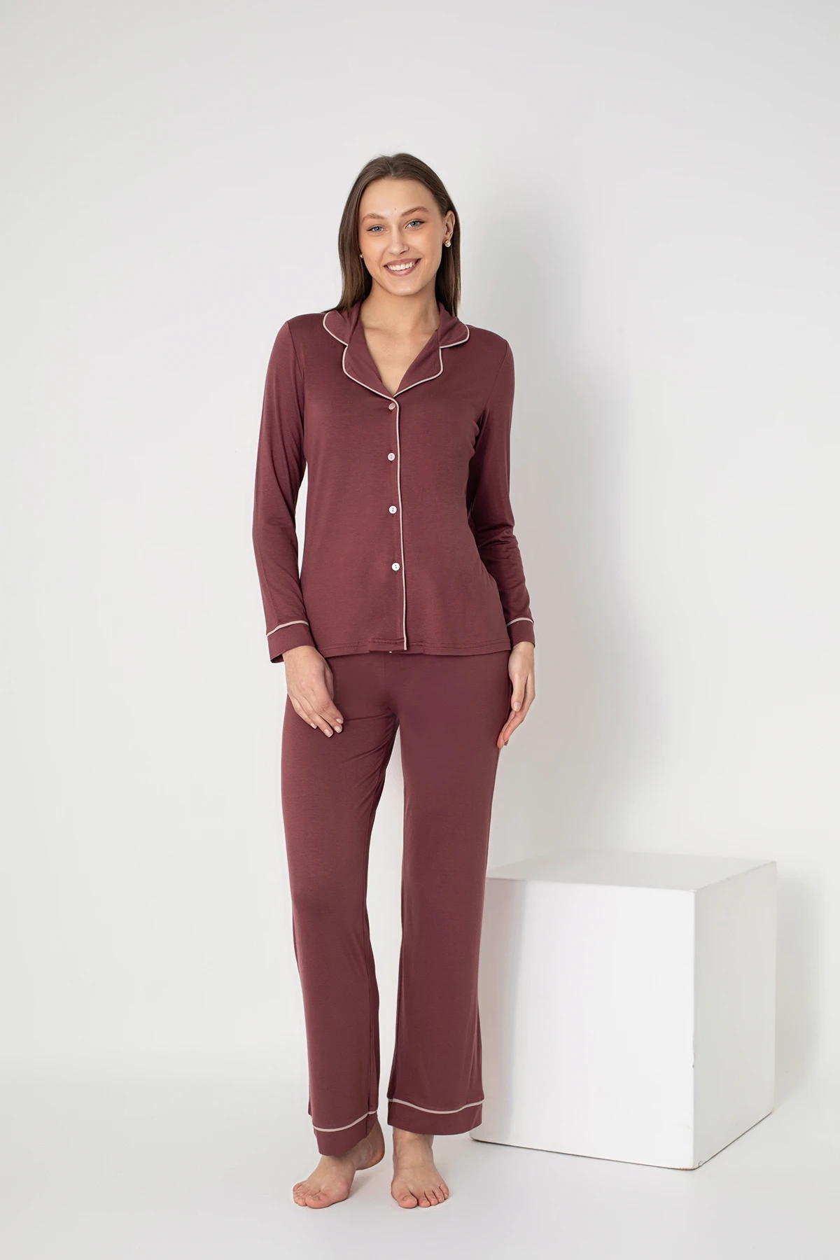 Kadın Uzunkol Viscon Önü Düğmeli Pijama Takımı C840-058